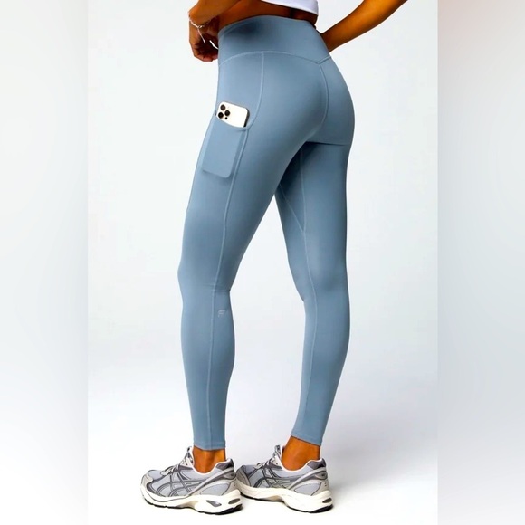 Savage barbell baby blue full length leggings w/ side pockets - Picture 1 of 6